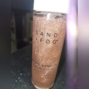 Sand & Fog White Vanilla Illuminizing Body Oil Spray 4 Oz NEW